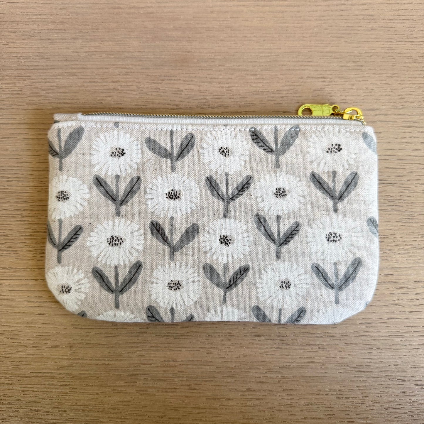 Daisy Card Pouch